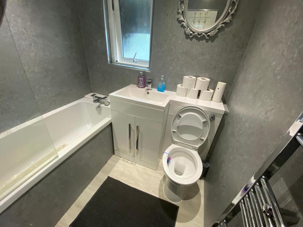 Lovely Private Room In Sandilands Dr Ab24 Абърдийн Екстериор снимка